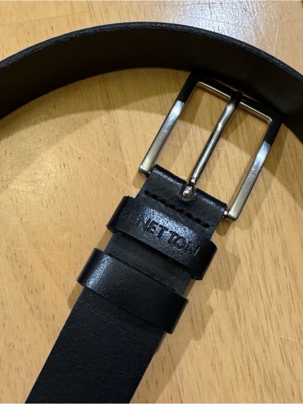 United Colors Of Benetton Black Leather Belt with Metal Buckle